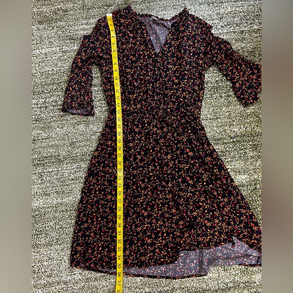 Old Navy Waist defined flutter sleeve Henley dress - Picture 5 of 6